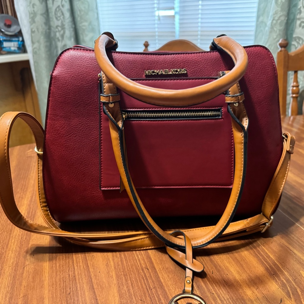 Michaelkors Purse 11x14 deep red and tan! - Picture 11 of 11